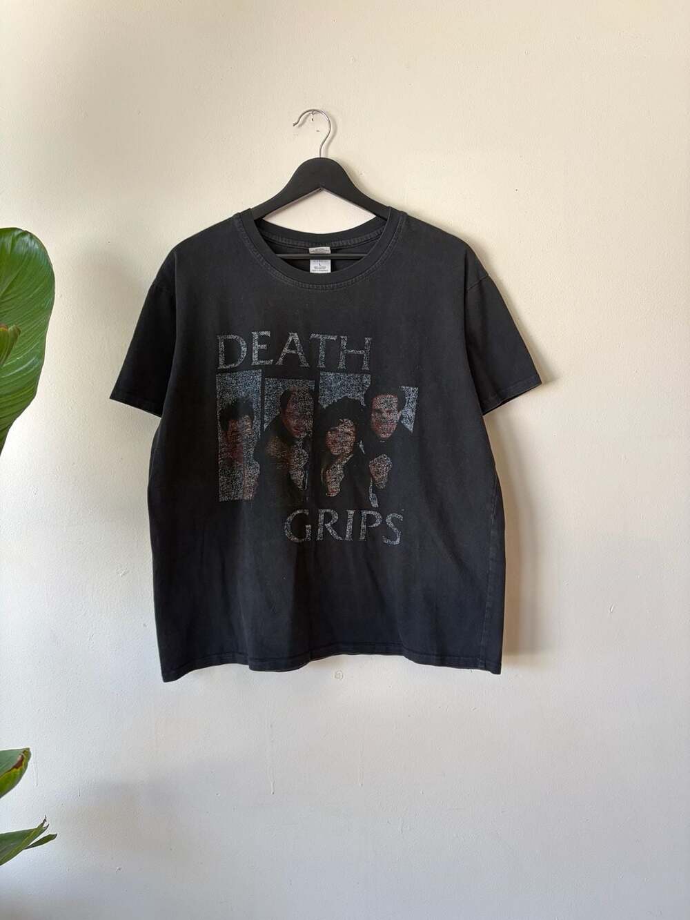 Gildan Death Grips Seinfeld Band T-Shirt Size L Black